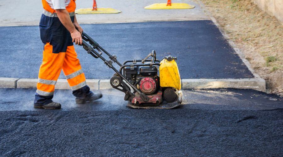 Professional gutter cleaning in Harrison, AR